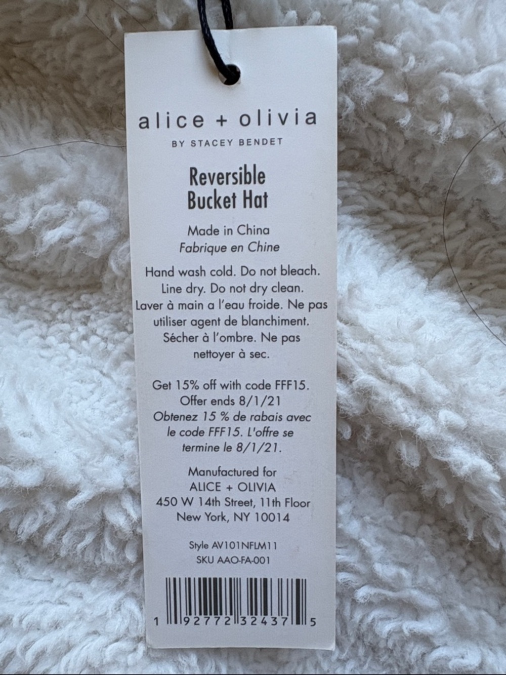 Alice + Olivia Black Reversible Bucket Hat with White Daisy Print - Picture 2 of 9